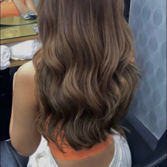 Meet your Posher, Jessica - Picture 1 of 1